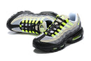 AIR MAX 95 ”Neon”