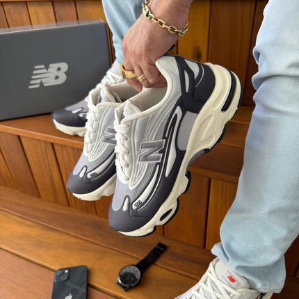 NEW BALANCE 1000