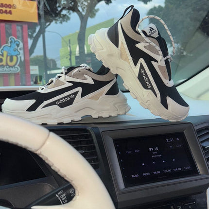 Adias Urban Two Linha Premium