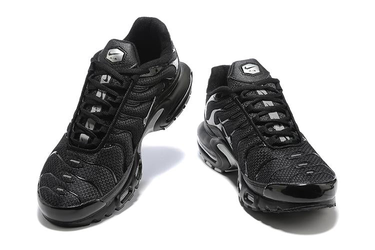AIR MAX TN 1 “Metallic Swoosh“