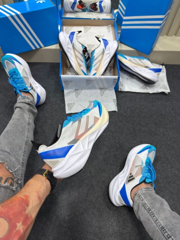 Ténis Adidas Adizero Boston 11