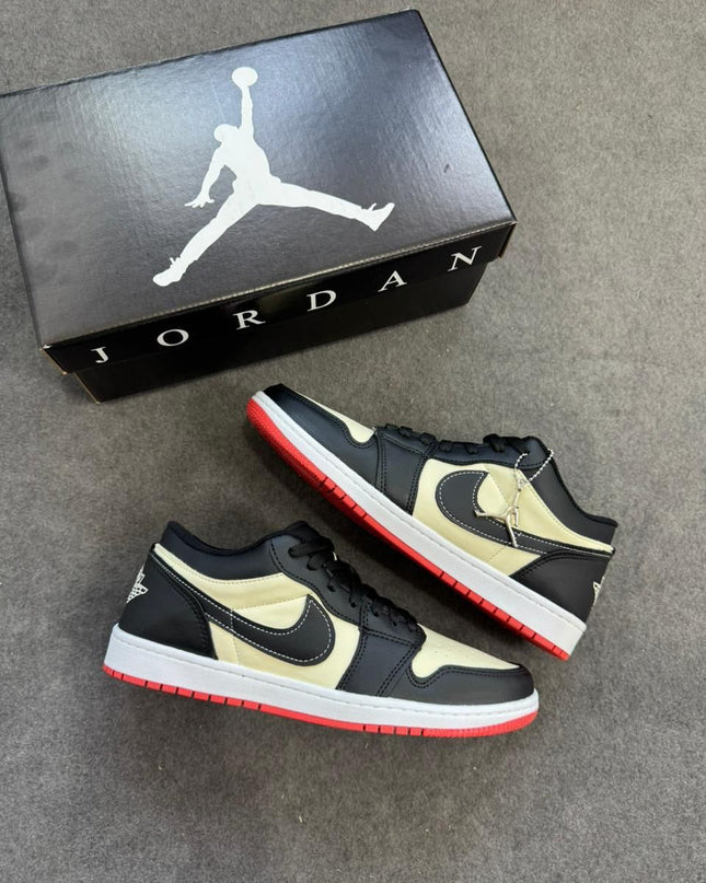Air Jordan 1 Low GS Pizza.