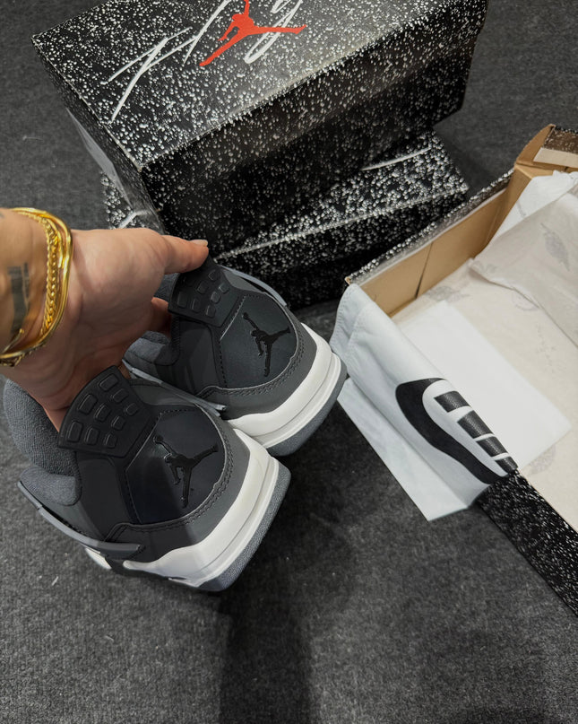 Tenis Nike Jordan Retro 4 Linha Premium