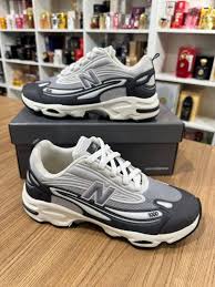 Tenis New Balance Off Grafite 1000 Linha Premium